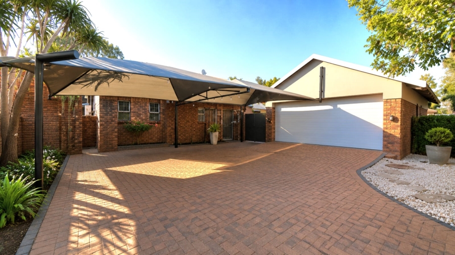 3 Bedroom Property for Sale in Ifafi North West
